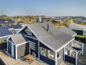 Three-Bedroom Holiday Home in Lokken